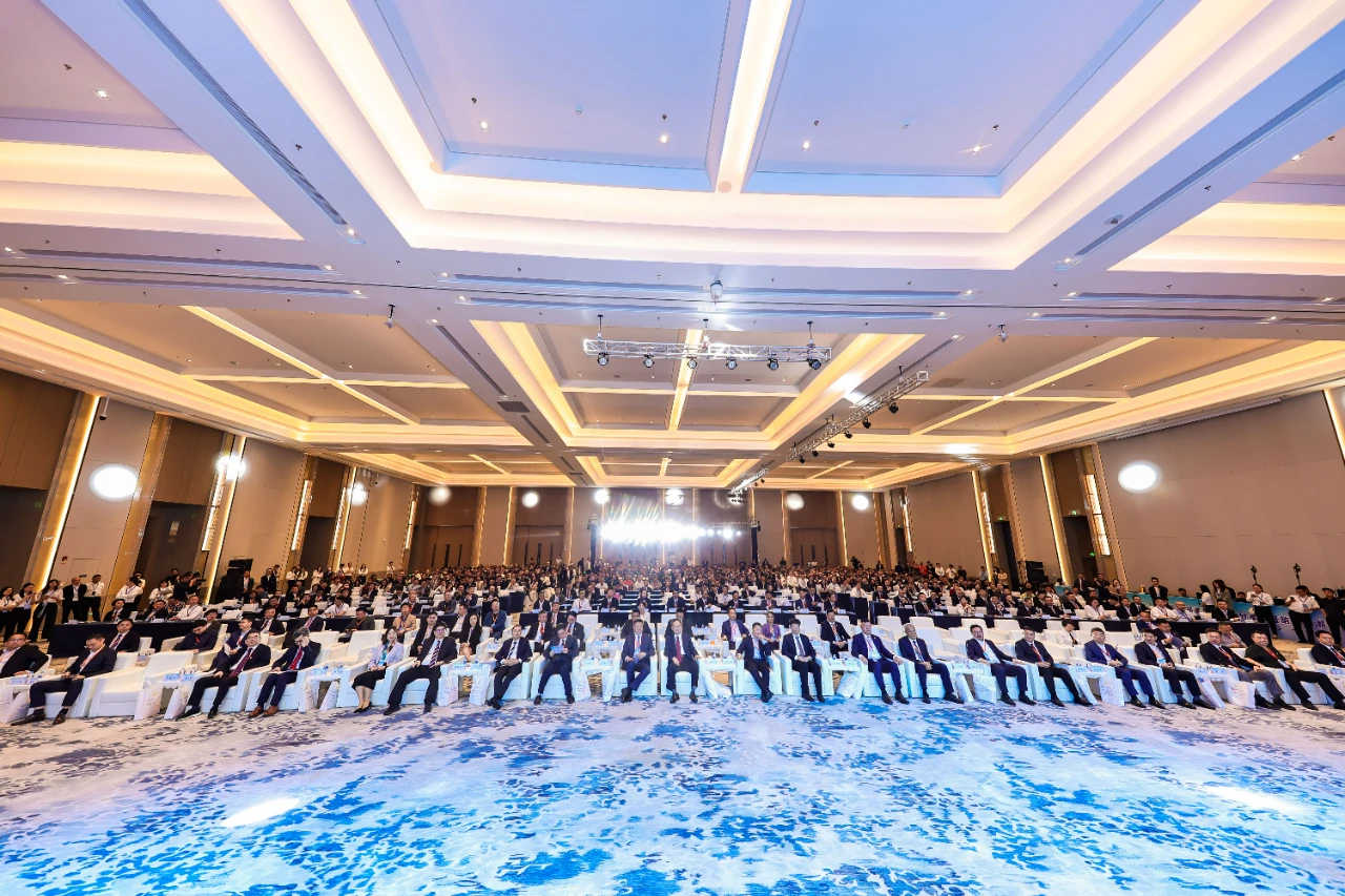 【國際潮青】陳安妮、吳曉豐、戴麟、陳傑浩、楊壯林、孔博、黃海平、王銳旭、劉逸洵等探討數字經