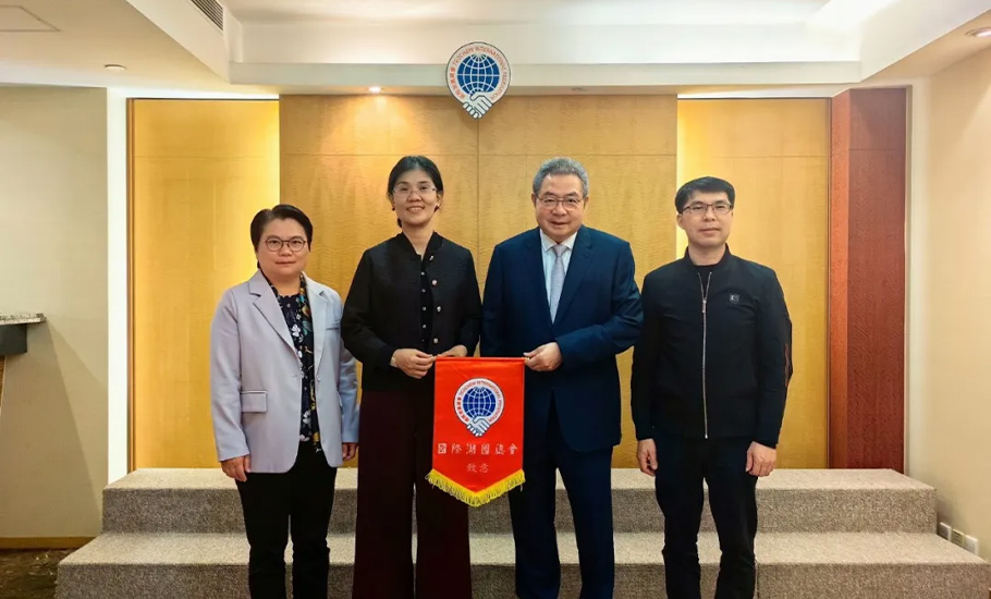 陳幼南執行主席熱情接待廣西壯族自治區黨委統戰部陳潔副部長一行